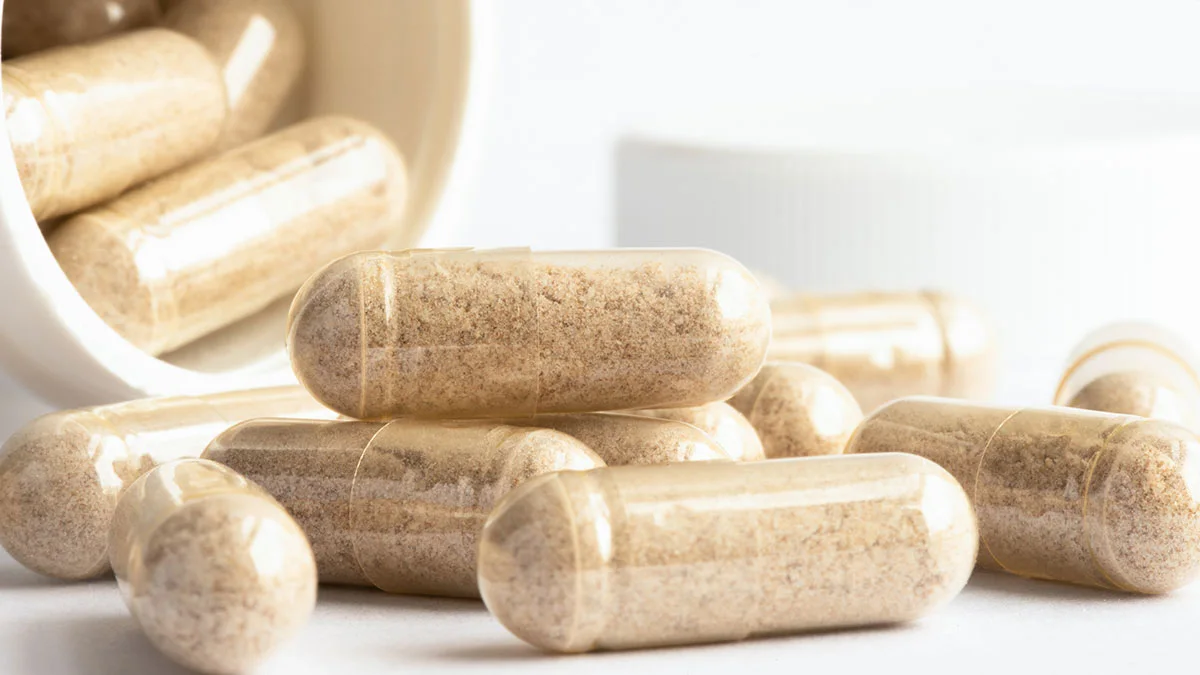 Saw-Palmetto-extract-is-widely-available-in-capsule-and-softgel-forms